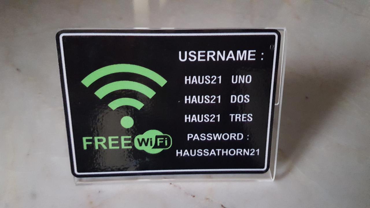 Haus Sathorn 21 Bed And Breakfast Banguecoque Exterior foto