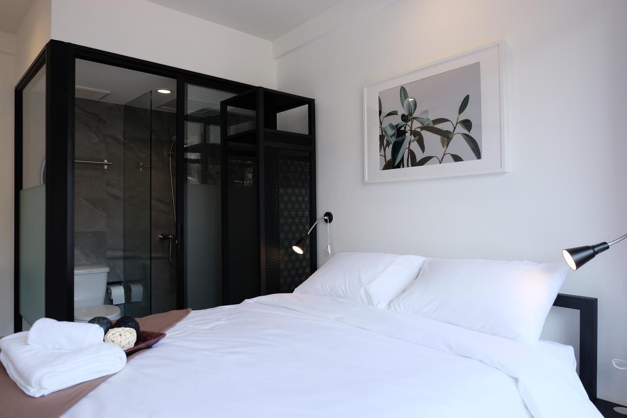 Haus Sathorn 21 Bed And Breakfast Banguecoque Exterior foto